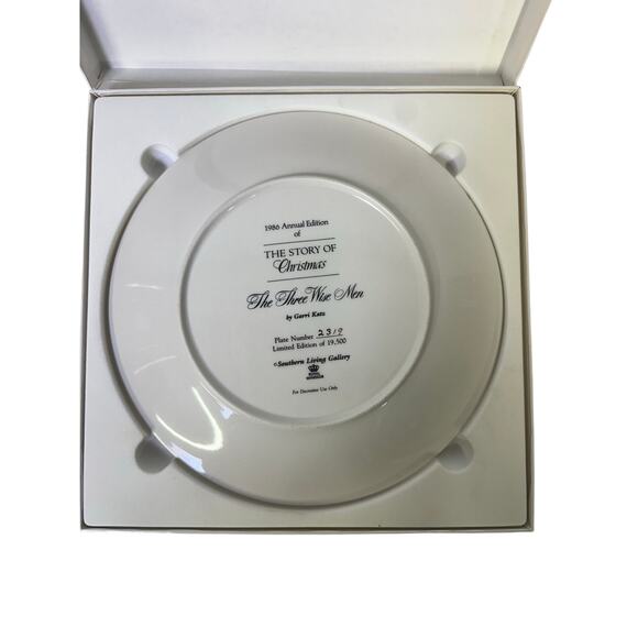 Southern Living Gallery 1986 Story of Christmas Plate 'The Three Wise Men' - Picture 4 of 5